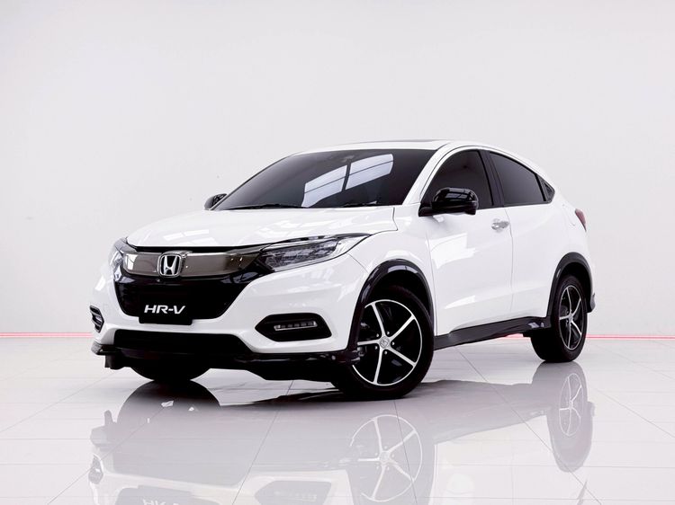 รถ Honda HR-V 1.8 RS สี ขาว