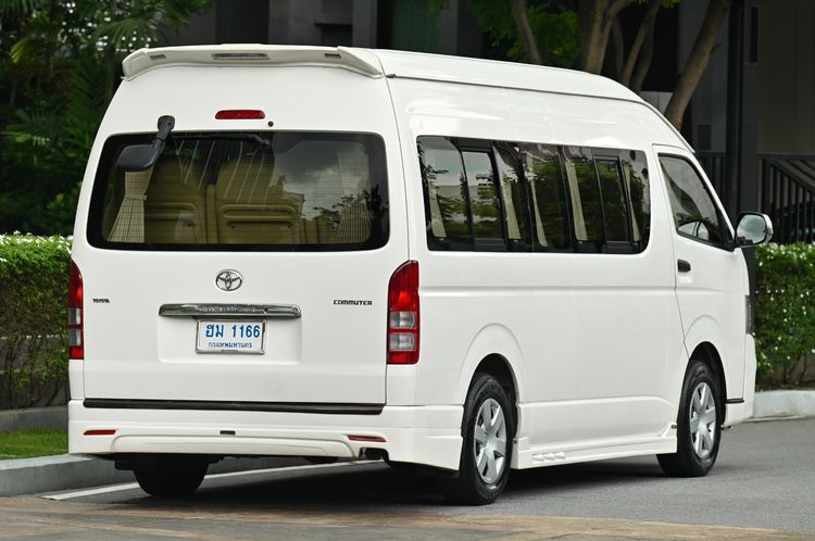 Toyota Commuter 2014 3.0 Van ดีเซล ไม่ติดแก๊ส เกียร์ธรรมดา ขาว รูปที่ 4
