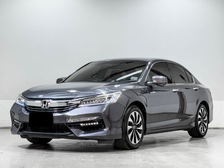 รถ Honda Accord 2.0 Hybrid สี เทา