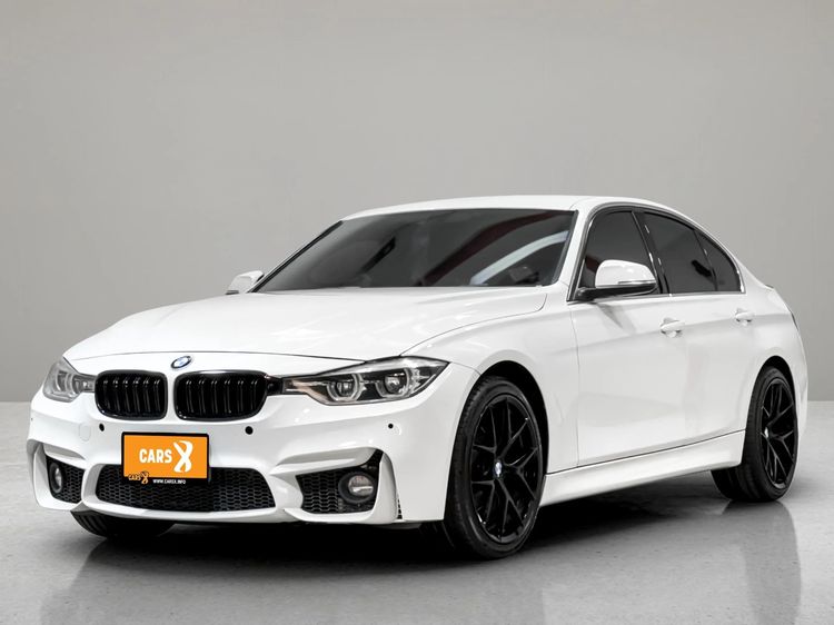 รถ BMW Series 3 320d สี ขาว
