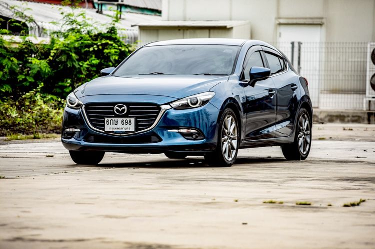รถ Mazda Mazda3 2.0 S สี น้ำเงิน