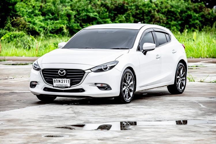 รถ Mazda Mazda3 2.0 S สี ขาว