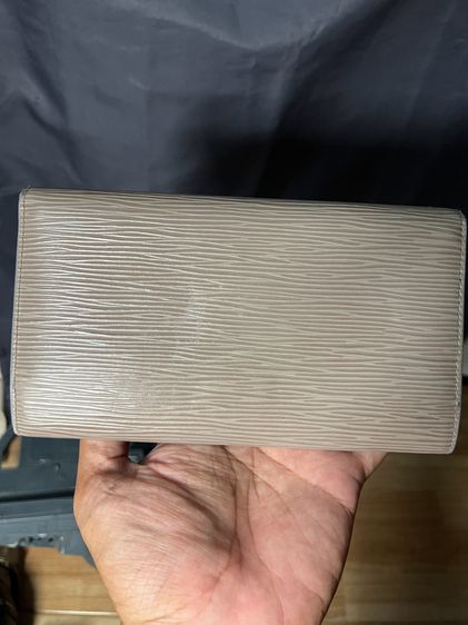 กระเป๋าสตางค์ใบยาว Louis Vuitton Long Wallet Epi สภาพตามรูป  รูปที่ 2