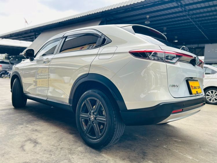 Honda HR-V 2024 1.5 EL e:HEV Utility-car ไฮบริด ไม่ติดแก๊ส เกียร์อัตโนมัติ ขาว รูปที่ 3