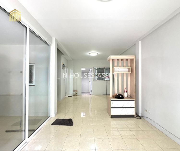 ตกแต่งครบ ขายทาวน์เฮ้าส์ 2 ชั้น ม.ศุภาลัย วิลล์ วงแหวน ปิ่นเกล้า พระราม5 ซอยวัดส้มเกลี้ยง ศาลากลาง บางกรวย นนทบุรี พร้อมเข้าอยู่ รูปที่ 3