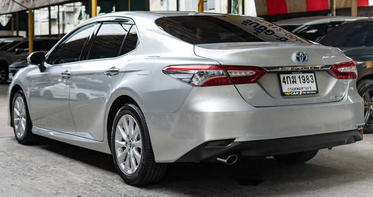 Toyota Camry 2019 2.5 HV Sedan ไฮบริด ไม่ติดแก๊ส เกียร์อัตโนมัติ เทา รูปที่ 3