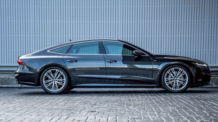 Audi Audi A7  2019 3.0 55 TFSI Quattro S Line 4WD Sedan เบนซิน ไม่ติดแก๊ส เกียร์อัตโนมัติ เทา รูปที่ 4