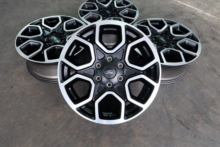 🚩  ล้อป้ายแดง Ford Everest  wildtrak  20 นิ้ว