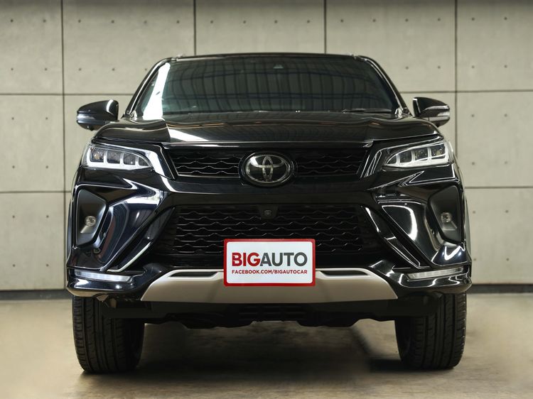 Toyota Fortuner 2021 2.8 Legender 4WD Utility-car ดีเซล ไม่ติดแก๊ส เกียร์อัตโนมัติ ดำ รูปที่ 4