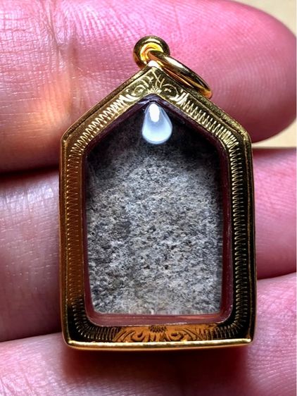 พระชินราชซุ้มเรือนแก้วเลี่ยมทอง รูปที่ 2