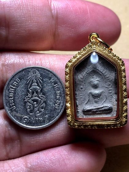 พระชินราชซุ้มเรือนแก้วเลี่ยมทอง รูปที่ 3