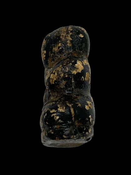 พระปิดตาหลวงพ่อทองสุข พิมพ์ตะพาบเข่ากว้าง ยุคต้น เนื้อผงจุ่มรัก(049) รูปที่ 4