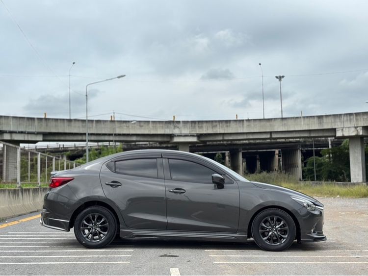 Mazda Mazda 2 2019 1.3 High Plus Sedan เบนซิน ไม่ติดแก๊ส เกียร์อัตโนมัติ เทา รูปที่ 4