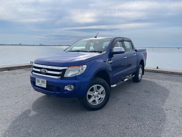 รถ Ford Ranger 2.2 Hi-Rider XLT สี น้ำเงิน