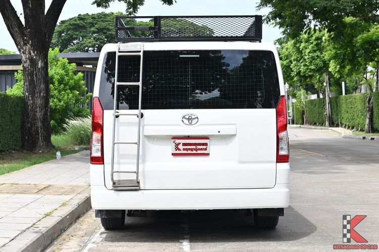 Toyota Hiace 2020 2.8 economy Van ดีเซล ไม่ติดแก๊ส เกียร์อัตโนมัติ ขาว รูปที่ 4
