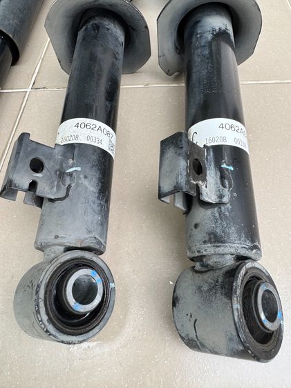 โช้คอัพ โช้ครถยนต์ ปาเจโร่ คู่หน้าหลัง  สภาพใช้งาน รูปที่ 4