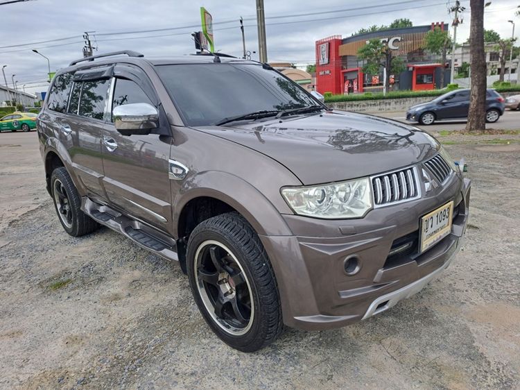 Mitsubishi Pajero Sport 2011 2.5 GT Utility-car ดีเซล ไม่ติดแก๊ส เกียร์อัตโนมัติ น้ำตาล รูปที่ 3