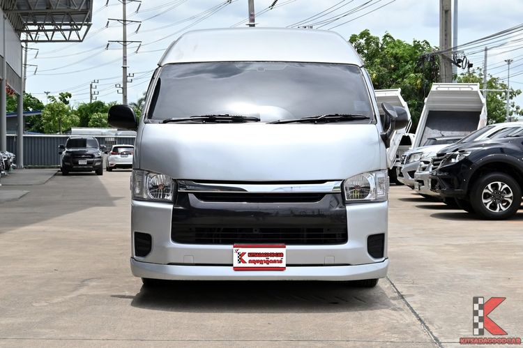 Toyota Commuter 2009 2.5 Van ดีเซล ไม่ติดแก๊ส เกียร์ธรรมดา บรอนซ์เงิน รูปที่ 2