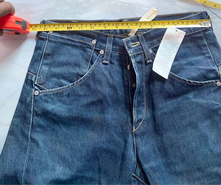 นี้Danim Engineered สีสวยผ้ามืสอง เฟส ออกนิดหน่อย ของดี ผ้ายังเข้ม หล่อๆกางเกงยีนส์มือสอง เอว 30 นิ้ว ปลายขา 8 นิ้ว ต้นขา 10 นิ้ว รูปที่ 9