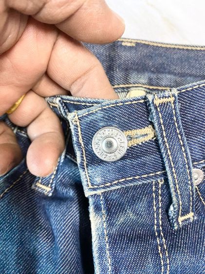 นี้Danim Engineered สีสวยผ้ามืสอง เฟส ออกนิดหน่อย ของดี ผ้ายังเข้ม หล่อๆกางเกงยีนส์มือสอง เอว 30 นิ้ว ปลายขา 8 นิ้ว ต้นขา 10 นิ้ว รูปที่ 3