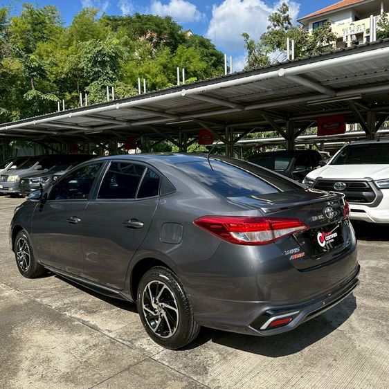 Toyota Yaris ATIV 2021 1.2 Sport Sedan เบนซิน ไม่ติดแก๊ส เกียร์อัตโนมัติ เทา รูปที่ 4