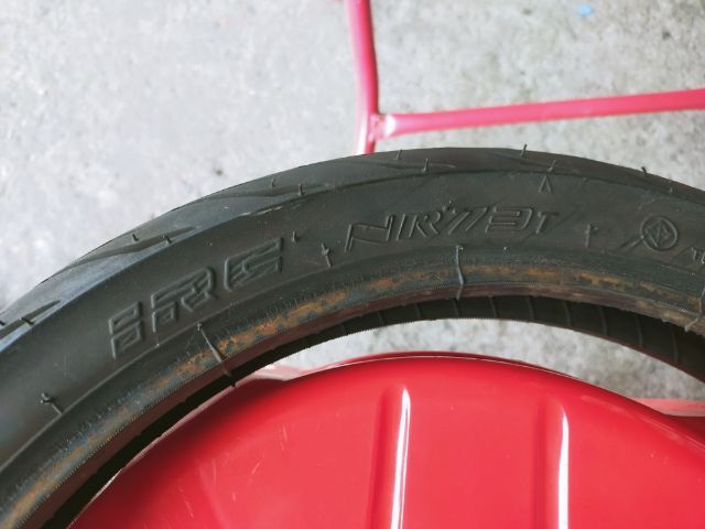 ยาง irc nr73 ใหม่ๆเลยครับ ซื้อมาผิด 900บ. รูปที่ 3