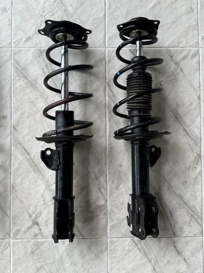 โช้คอัพ4ต้น สปริงโหลด ท่อไอเสียแสตนเลสเสียงเพราะ ถอดจาก Vios ปี2008-2013 ได้เลย ไม่รั่ว ไม่ซึม ใส่แล้วไม่ติดซุ้ม สวยกำลังดี ราคา 4,000 บาท รูปที่ 5