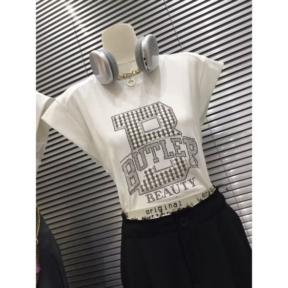 เสื้อยืดสีขาว สีดำ แขนปีก  ด้านข้างมีกันโป๊ รูปที่ 5