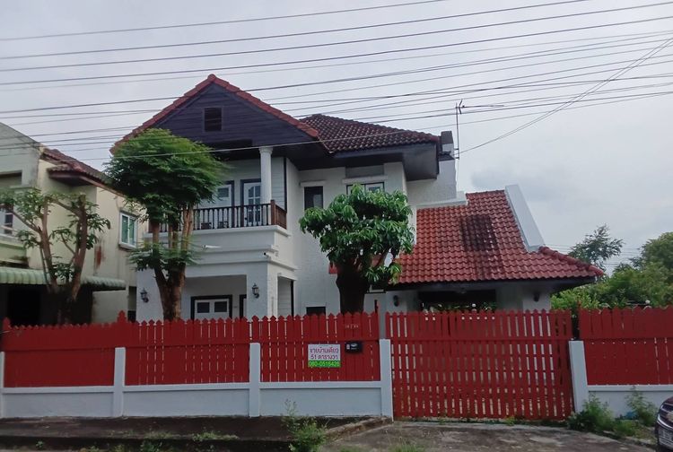 อื่นๆ สร้างเสร็จก่อน 2010 บ้านเดี่ยว 2 ชั้น 51 ตร.ว. หมู่บ้านพนาสนธิ์ การ์เด้นโฮม 2 ซอยเลียบวารี 79 ถนนเลียบวารี แขวงโคกแฝด เขตหนองจอก กรุงเทพมหานคร รูปที่ 2