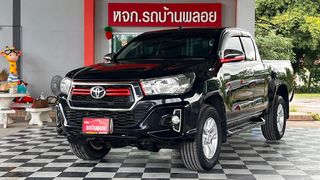 Toyota Hilux Revo J+ Prerunner 2018 กระบะซิ่งฟรีดาวน์ สีสวยดำดุ เครื่องแน่นๆ ช่วงล่างเฟิรฺ์มๆ ขขายในราคาสุดคุ้ม