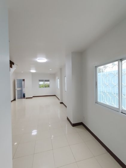 อื่นๆ ไม่มี 2010 ขายบ้านทาวน์เฮาส์2ชั้น ราม2 บางนา ซอยทุ่งเศรษฐี แยก24 รีโนเวทไหม่พร้อมอยู่ รูปที่ 2