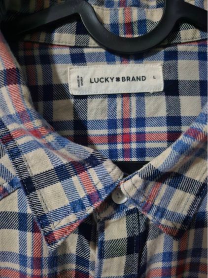 เสื้อเชิ้ตลายตารางแบรนด์ Lucky Brand ของแท้ โทนสีครีม–น้ำเงิน–แดง ลุควินเทจใส่เท่ ๆ ได้ทั้งชาย–หญิง รูปที่ 2