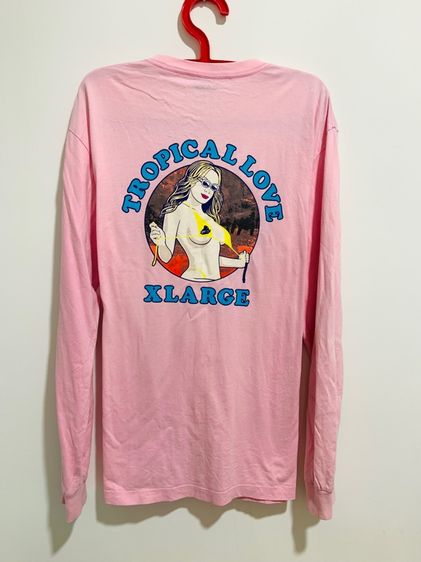 อื่นๆ อื่นๆ แขนยาว อื่นๆ อื่นๆ เสื้อยืด X-LARGE แท้ 💯 size L ขนาด อก 21.5 ยาว 28 นิ้ว สภาพใหม่มาก ดีเทลสวย ลายสวย เนื้อผ้านิ่มมาก หายากน่าสะสมครับ