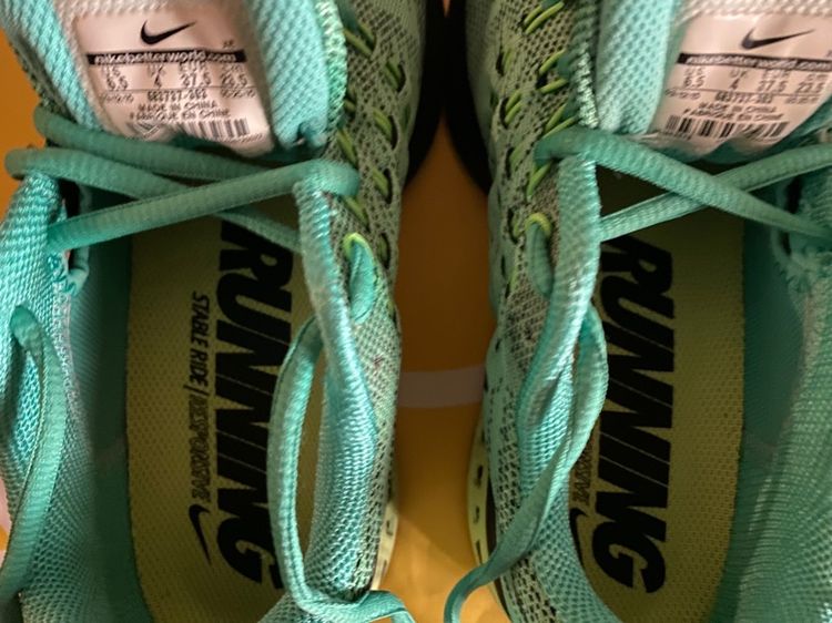 รองเท้าผ้าใบไนกี้ ของแท้