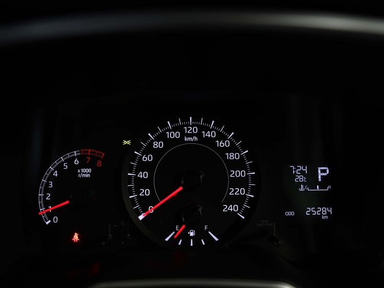 Toyota Altis 2023 1.6 G Sedan เบนซิน ไม่ติดแก๊ส เกียร์อัตโนมัติ ขาว รูปที่ 3