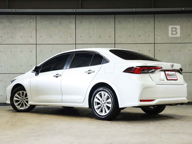 Toyota Altis 2023 1.6 G Sedan เบนซิน ไม่ติดแก๊ส เกียร์อัตโนมัติ ขาว รูปที่ 4