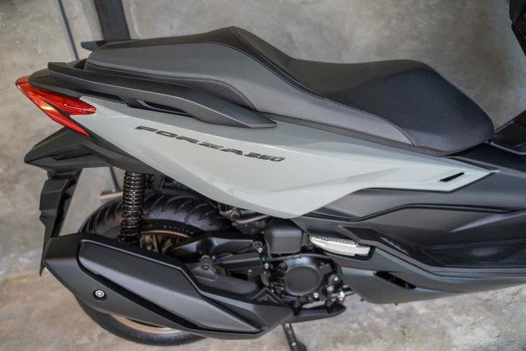 Honda forza 350 roadsync หน้าจอใหม่ tft ใหม่ล่าสุด ฟรีดาวน์จบไม่มีจ่ายเพิ่ม ออกได้ทุกจังหวัด มีบริการทำสัญญาถึงหน้าบ้าน รูปที่ 12
