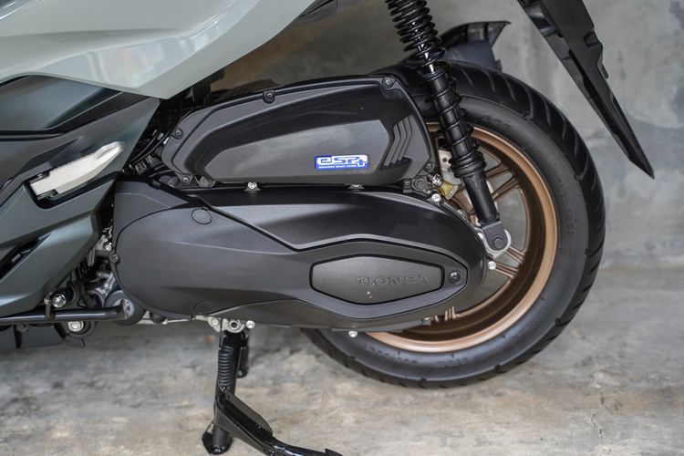 Honda forza 350 roadsync หน้าจอใหม่ tft ใหม่ล่าสุด ฟรีดาวน์จบไม่มีจ่ายเพิ่ม ออกได้ทุกจังหวัด มีบริการทำสัญญาถึงหน้าบ้าน รูปที่ 3