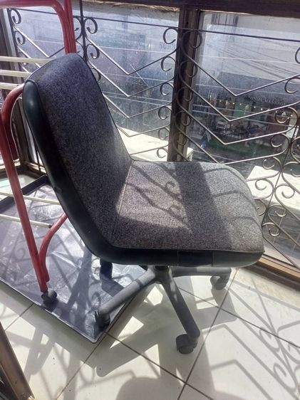 เก้าอี้ 3 ตัว  รูปที่ 13