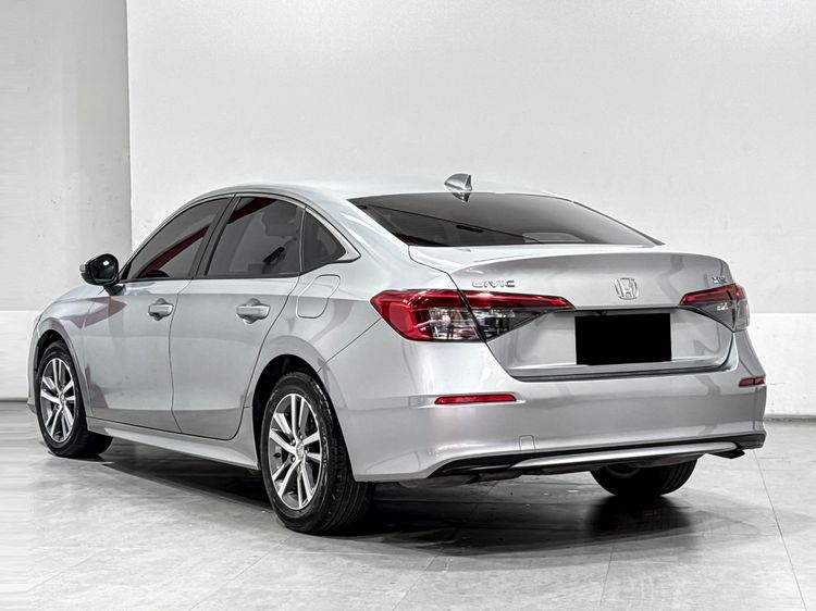 Honda Civic 2022 1.5 EL Sedan เบนซิน เกียร์อัตโนมัติ บรอนซ์เงิน รูปที่ 4