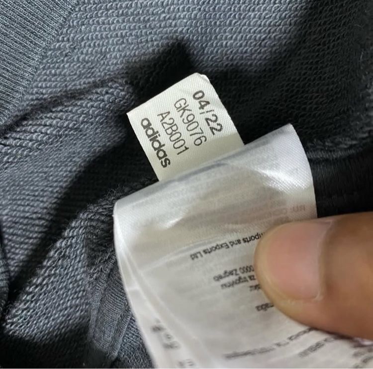 เสื้อ Adidas  รูปที่ 3