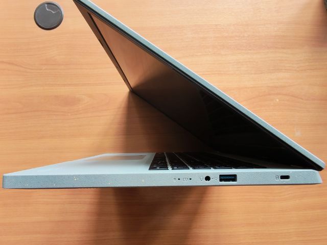 Acer Aspire Vero ครบยกกล่อง แถมกระเป๋า สภาพสวยมาก
 รูปที่ 5