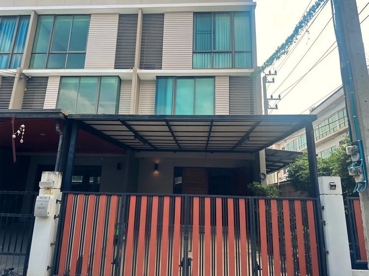 Pruksa มีบางส่วน บ้านริม 3 ชั้น พื้นที่ใช้สอยใหญ่ 161 ตร.ม.  Patio อ่อนนุช–มอเตอร์เวย์  ต่อเติมครบ พร้อมอยู่ รูปที่ 2