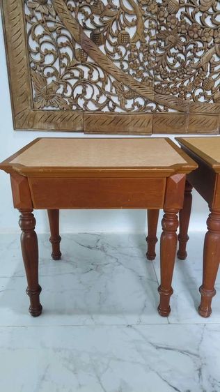 เซ็ทโต้ะไม้เล็กสามตัว สำหรับวางของ มีลิ้นชักในตัว สภาพใช้งาน รูปที่ 4