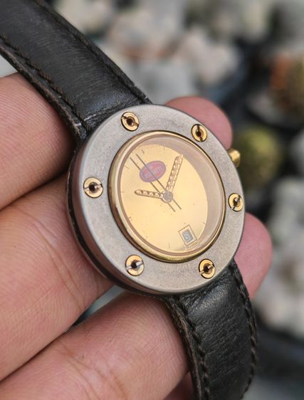 นาฬิกา Vintage Bugatti พร้อมบัคเคิลเดิม ระบบ Quartz ขนาดบอยไซส์ หายากสุดๆ มีตัวเดียวราคาแบ่งปันครับ รูปที่ 4