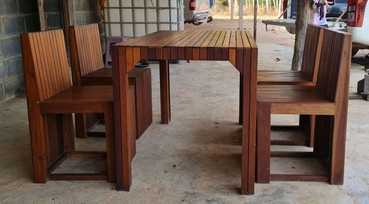 ชุดโต๊ะไม้จริง สำหรับร้านอาหาร 1 ชุด เก้าอี้ 4 ตัว รูปที่ 3