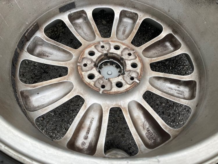 ล้อ MINI Cooper S F56 18” ยางปลายปี 2022 ขนาด 225 40 18 ยางใหม่มาก พร้อมใช้ ล้อเดิมติดรถ 5 รู 112 แท้ มือสอง สภาพดี ไม่เคยซ่อม รูปที่ 13