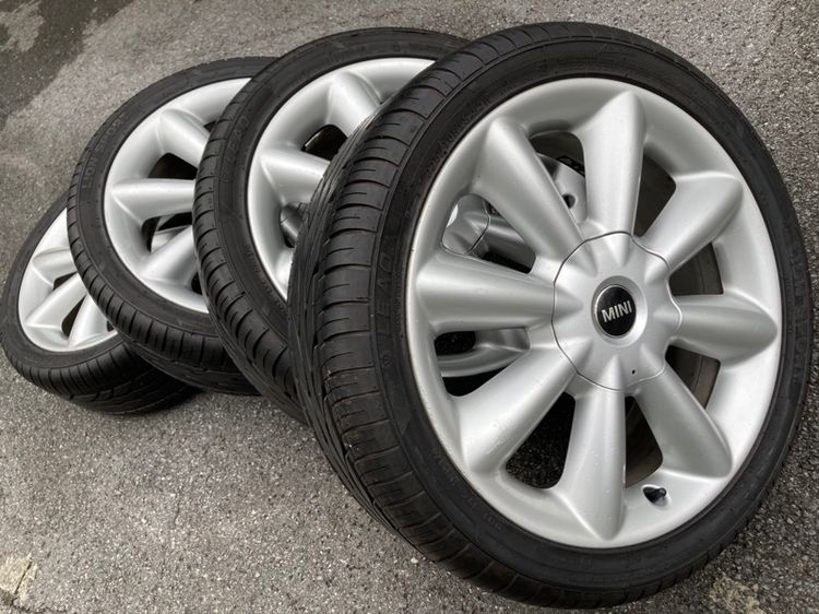 ล้อ MINI Cooper S F56 18” ยางปลายปี 2022 ขนาด 225 40 18 ยางใหม่มาก พร้อมใช้ ล้อเดิมติดรถ 5 รู 112 แท้ มือสอง สภาพดี ไม่เคยซ่อม รูปที่ 12