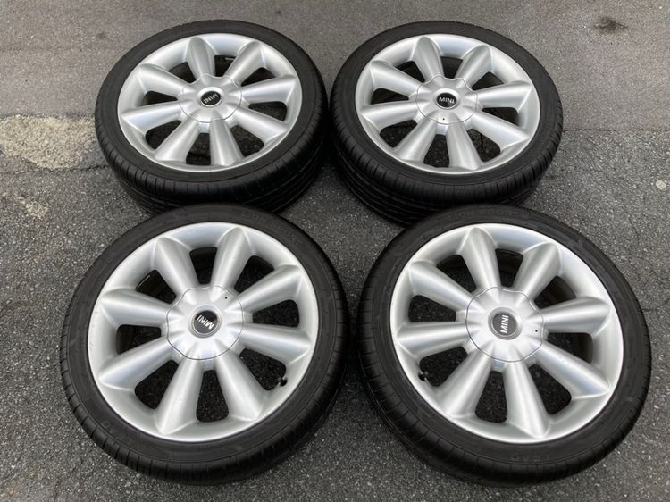 ล้อ MINI Cooper S F56 18” ยางปลายปี 2022 ขนาด 225 40 18 ยางใหม่มาก พร้อมใช้ ล้อเดิมติดรถ 5 รู 112 แท้ มือสอง สภาพดี ไม่เคยซ่อม รูปที่ 2