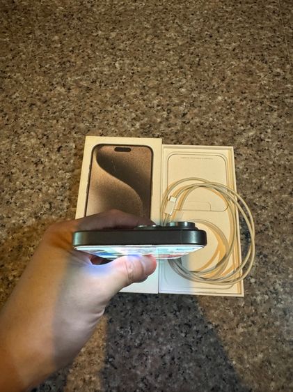 ขายไอโฟน15ProMaxสีใหม่Natural Titanuim 256กิ๊กแบต100หายากมากๆยกกล่องอีมี่ตรงคับใช้งานดีสวยๆถูกมากก รูปที่ 3